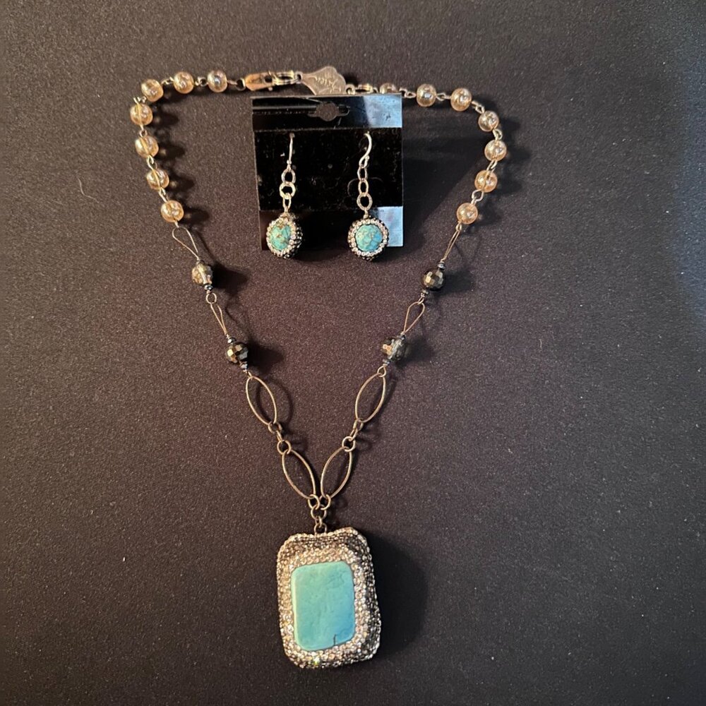 Keren Creations Turquoise Necklace & Earrings Jewelry Set With Crystal Accents - Picture 6 of 9